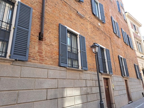 appartamento in affitto a Novara in zona Centro Città