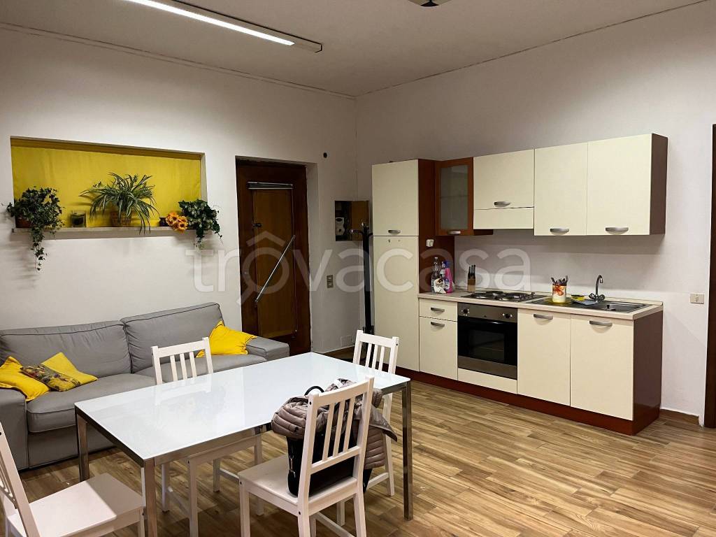 appartamento in affitto a Novara in zona Centro Città