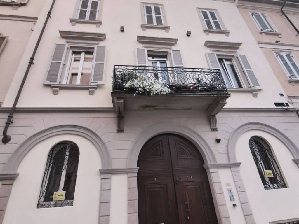 appartamento in affitto a Novara in zona Centro Città