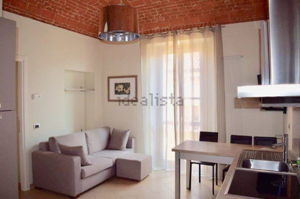 appartamento in affitto a Novara in zona Centro Città