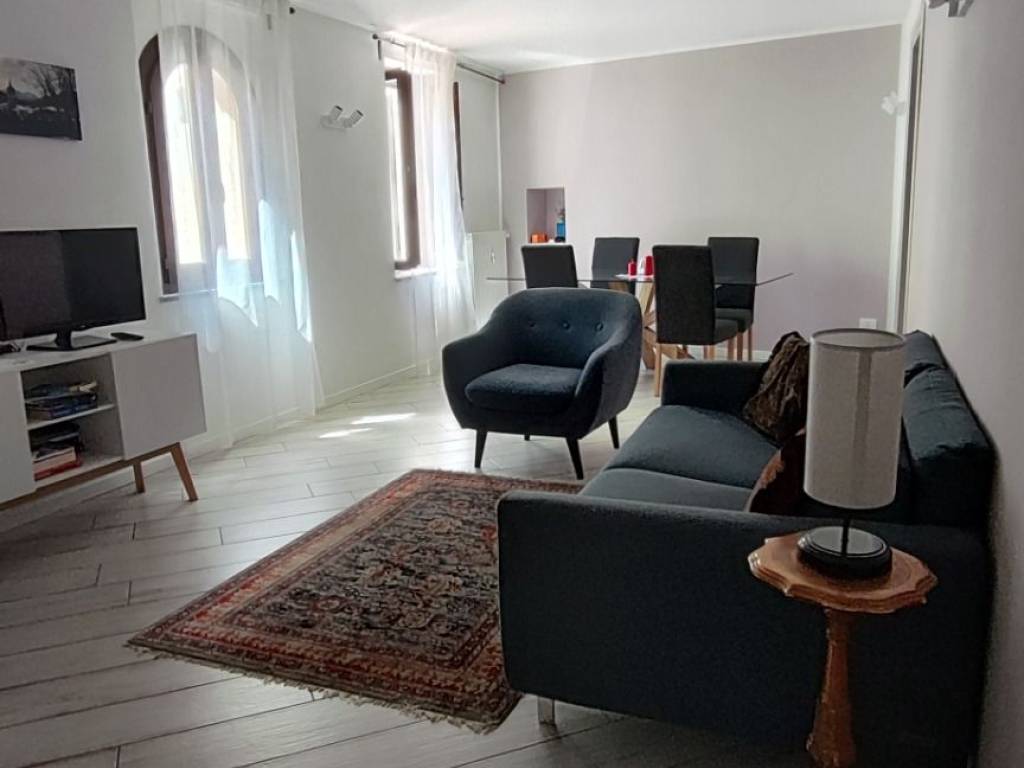 appartamento in affitto a Novara in zona Centro Città