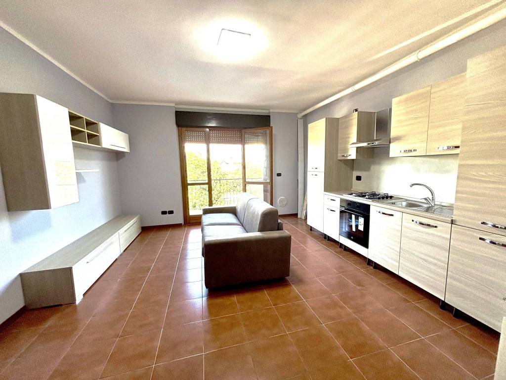 appartamento in affitto a Novara in zona Centro Città