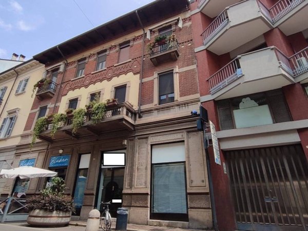 negozio in affitto a Novara in zona Centro Città
