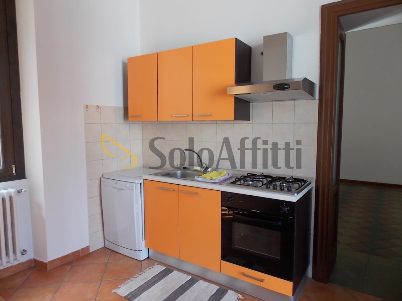 appartamento in affitto a Novara in zona Centro Città