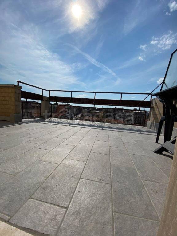 appartamento in affitto a Novara in zona zona Porta Mortara