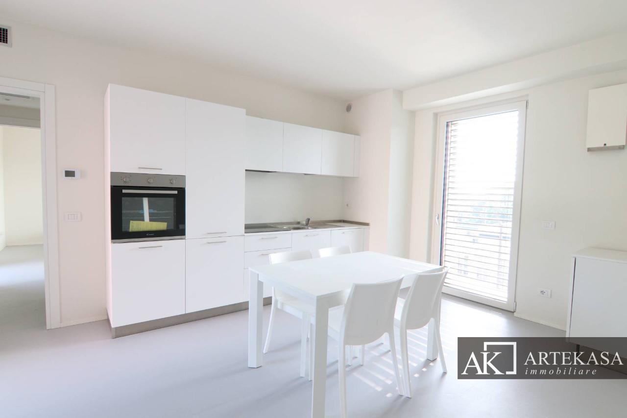 appartamento in affitto a Novara in zona Centro Città