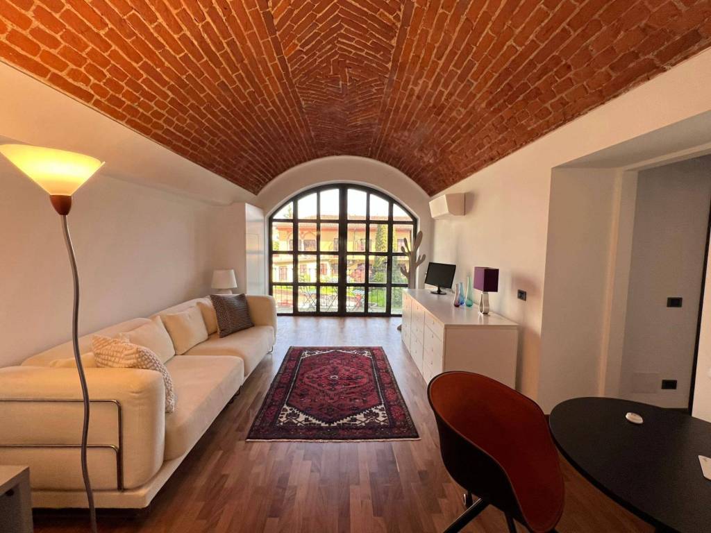 appartamento in affitto a Novara