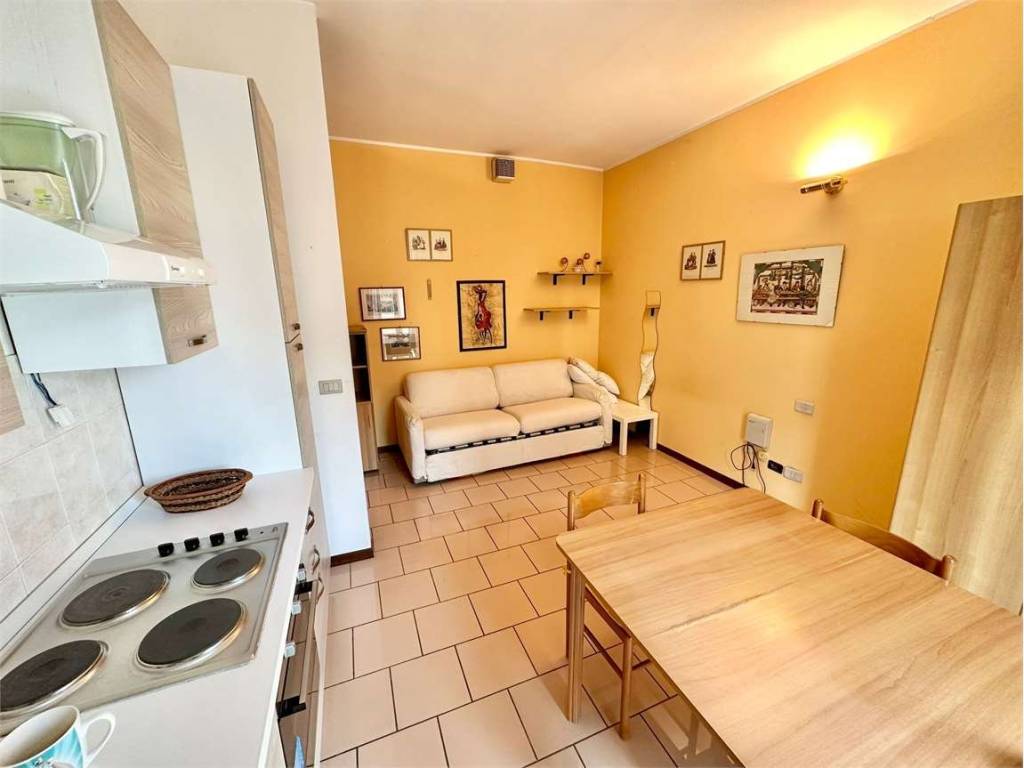 appartamento in affitto a Novara in zona Centro Città