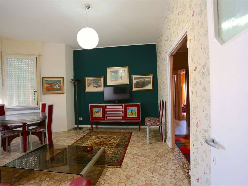 appartamento in affitto a Novara in zona Centro Città