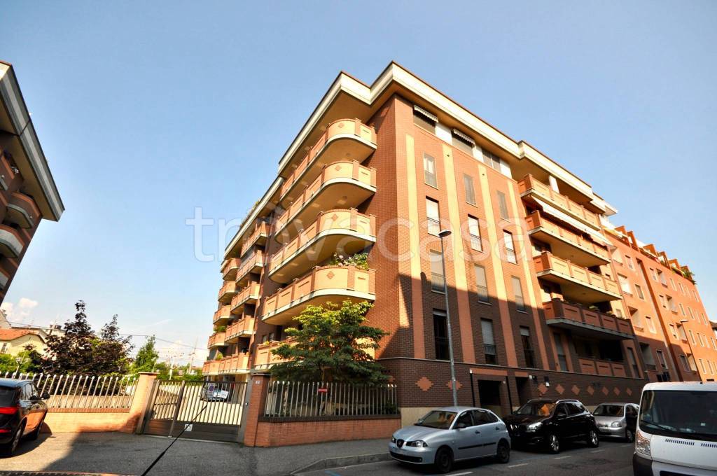 appartamento in affitto a Novara in zona Centro Città