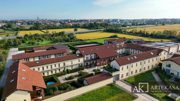 appartamento in affitto a Novara in zona Torrion Quartara