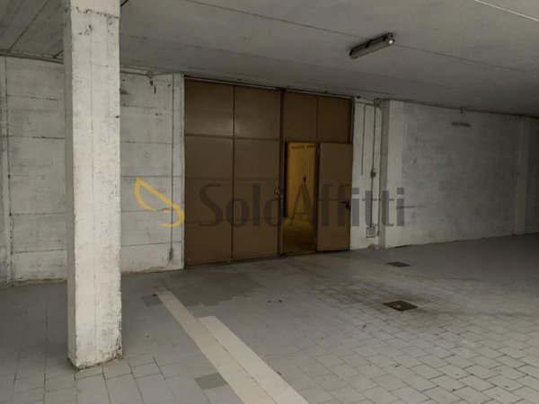 locale di sgombero in affitto a Novara in zona zona Sacro Cuore