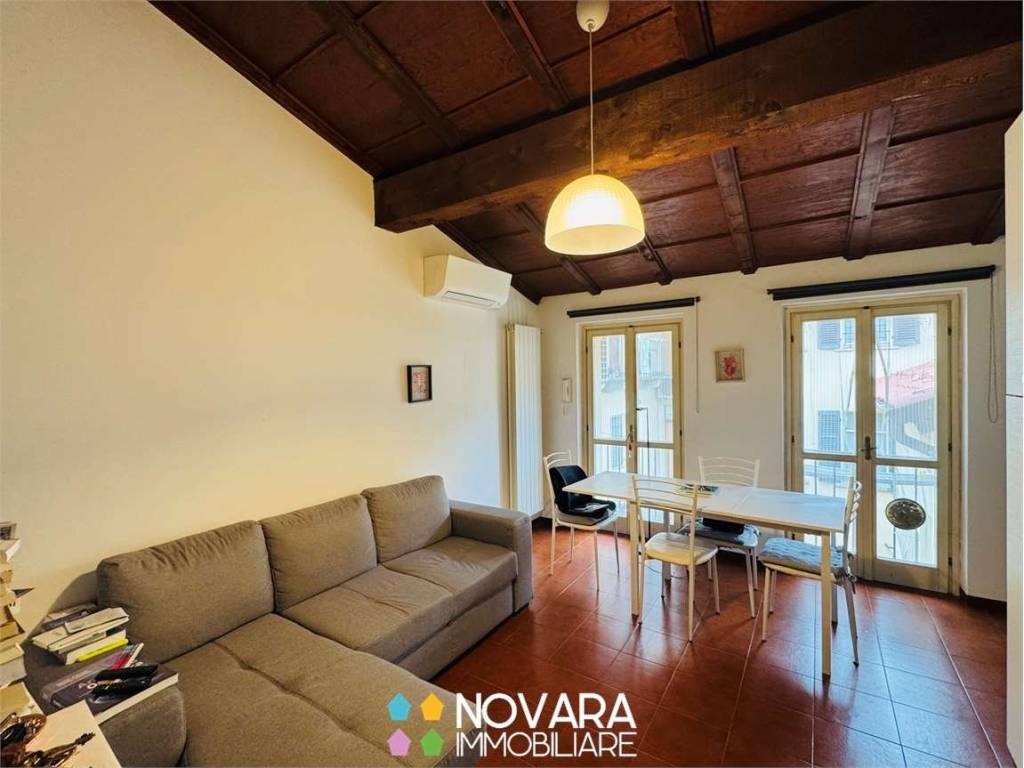 appartamento in affitto a Novara in zona Centro Città