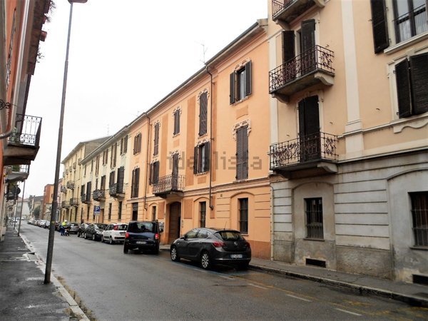 ufficio in affitto a Novara in zona zona San Martino