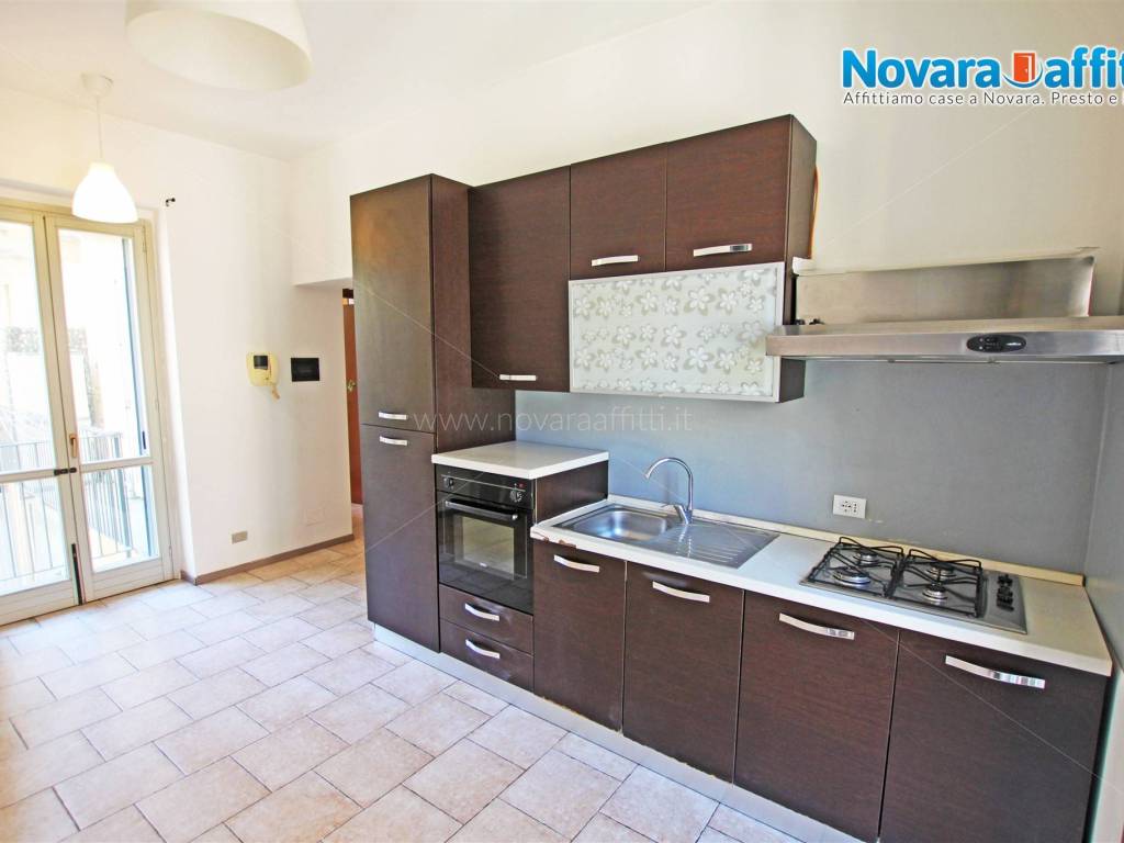 appartamento in affitto a Novara in zona Centro Città