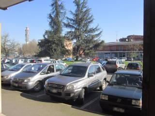 negozio in affitto a Novara in zona zona Agogna - San Paolo