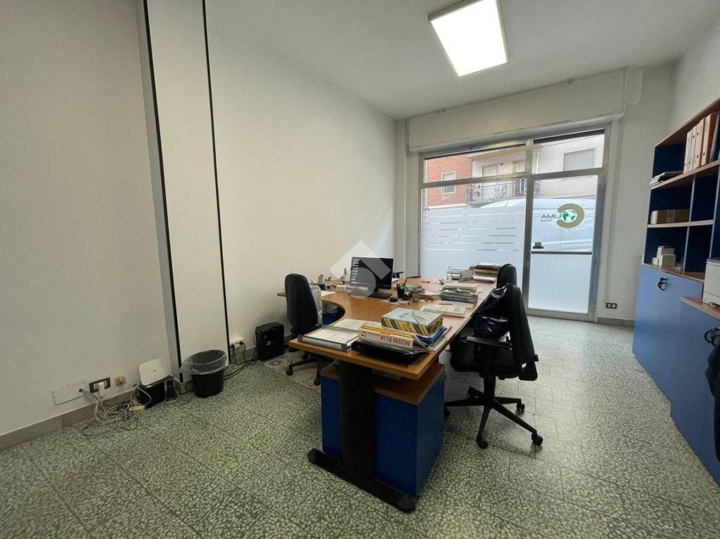 ufficio in affitto a Novara in zona zona San Martino