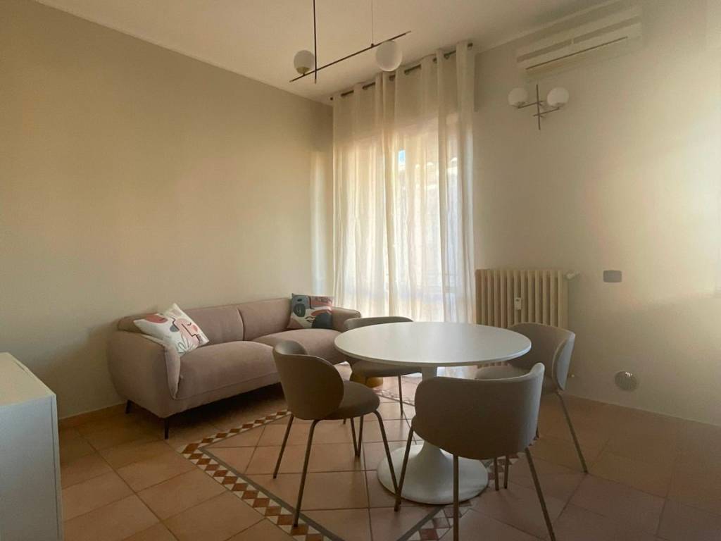 appartamento in affitto a Novara in zona zona Sacro Cuore