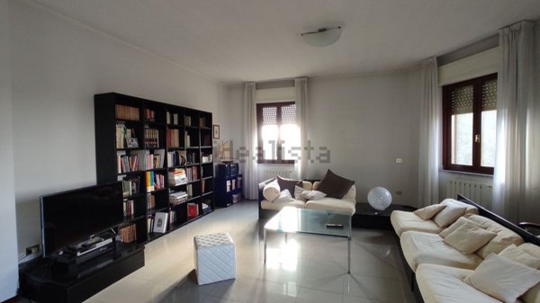 appartamento in affitto a Novara in zona Centro Città