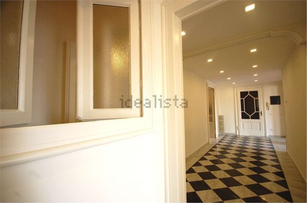 appartamento in affitto a Novara in zona Centro Città