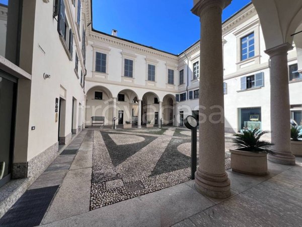 appartamento in affitto a Novara in zona Centro Città