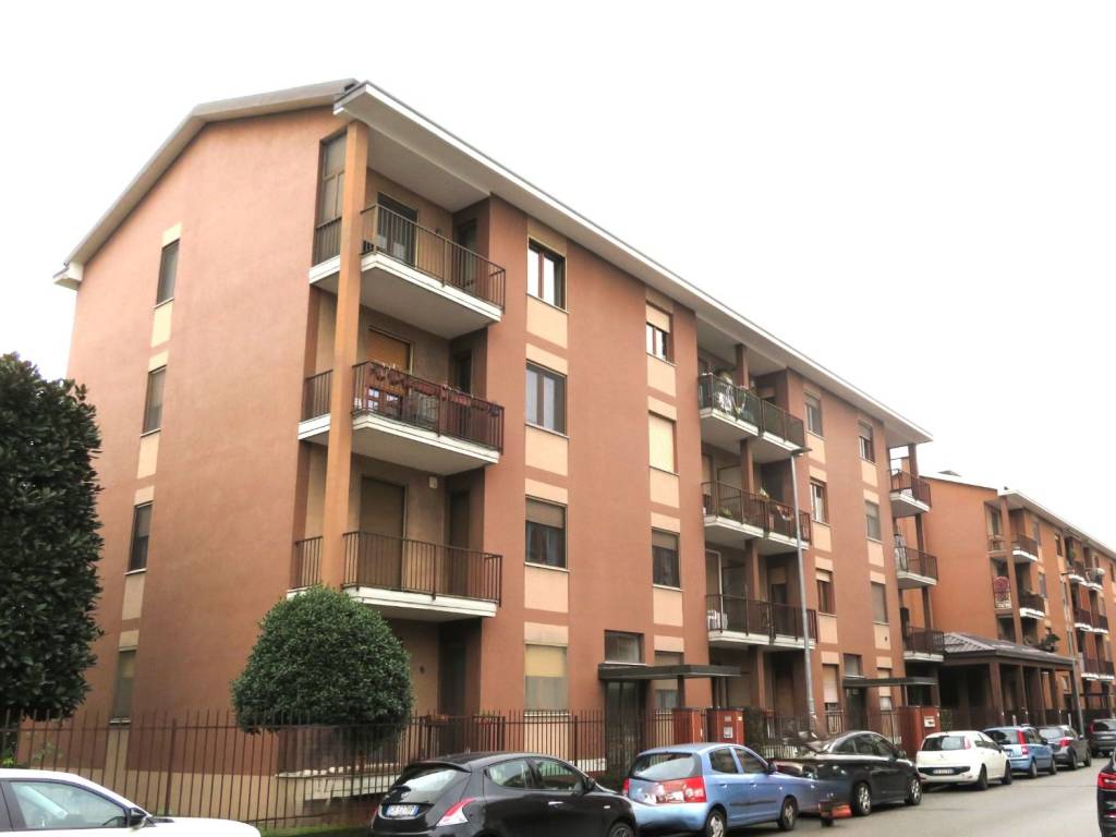 appartamento in affitto a Novara in zona zona Cittadella - Villaggio Dalmazia