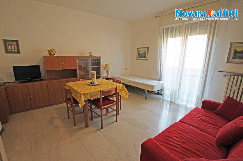 appartamento in affitto a Novara in zona Centro Città