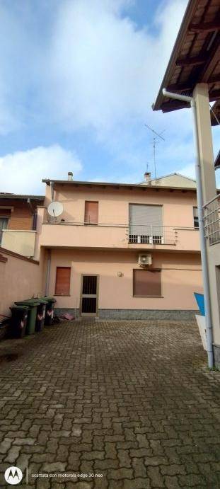 appartamento in affitto a Novara in zona Lumellogno