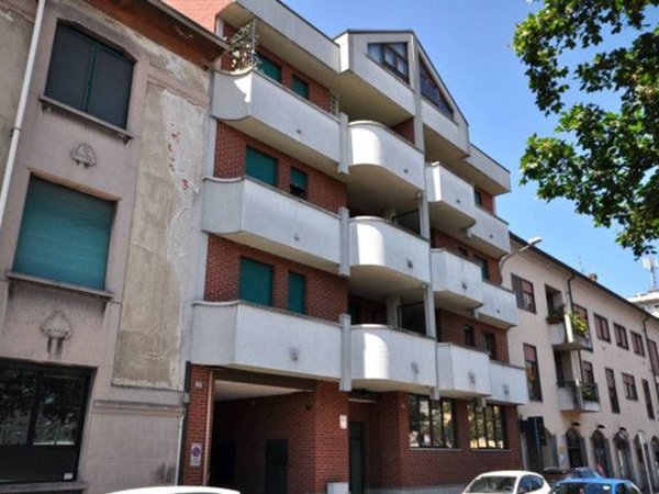 appartamento in affitto a Novara in zona Centro Città