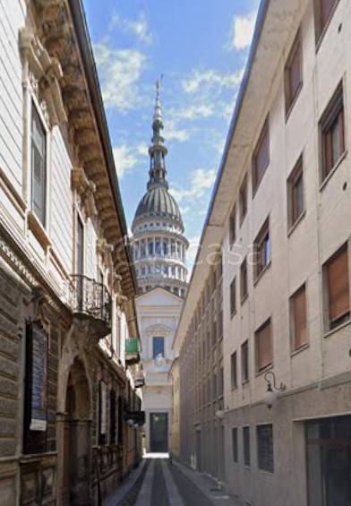 appartamento in affitto a Novara in zona Centro Città