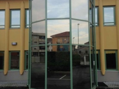 ufficio in affitto a Novara in zona zona Sant'Agabio