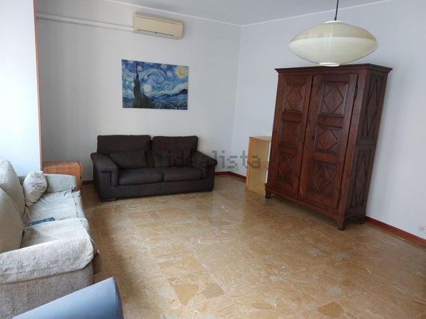 appartamento in affitto a Novara in zona Centro Città