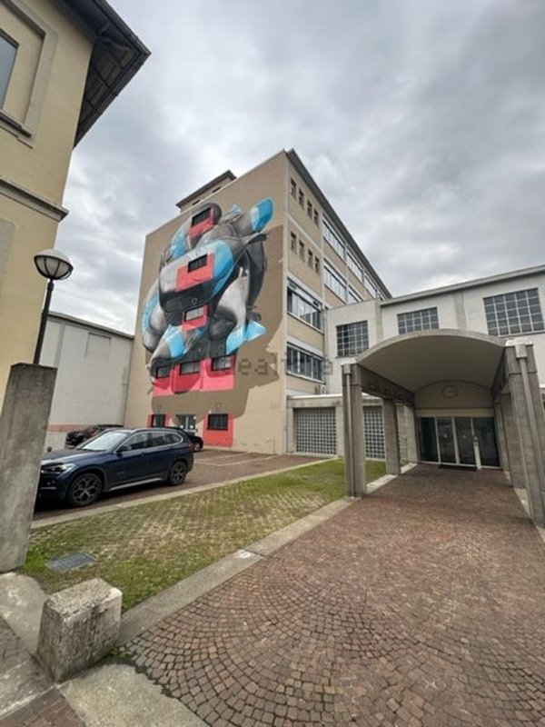 ufficio in affitto a Novara in zona zona Sant'Andrea - San Rocco