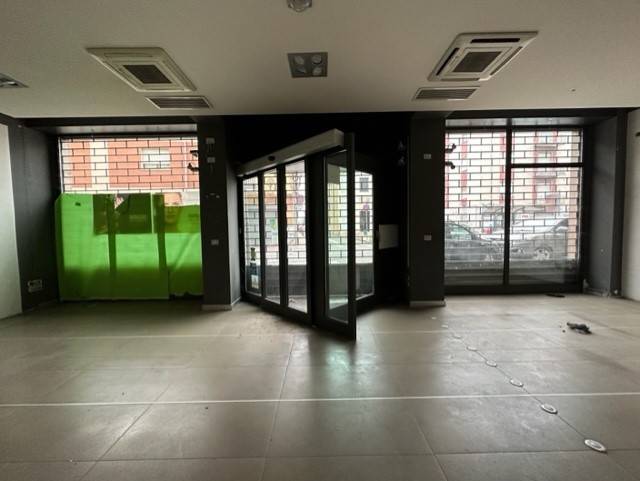 negozio in affitto a Novara in zona zona Sant'Agabio