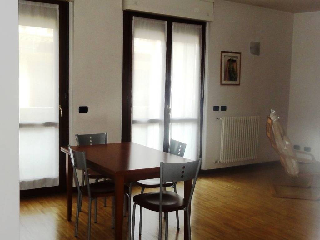 appartamento in affitto a Novara in zona Centro Città