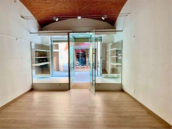 appartamento in affitto a Novara in zona Centro Città