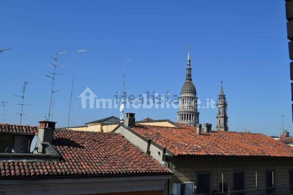 appartamento in affitto a Novara in zona Centro Città