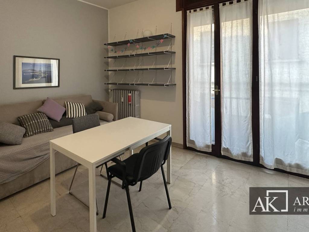 appartamento in affitto a Novara in zona Centro Città