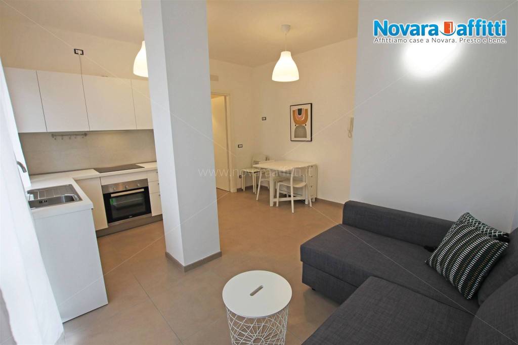 appartamento in affitto a Novara in zona Centro Città