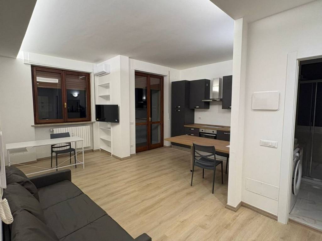 appartamento in affitto a Novara in zona Centro Città