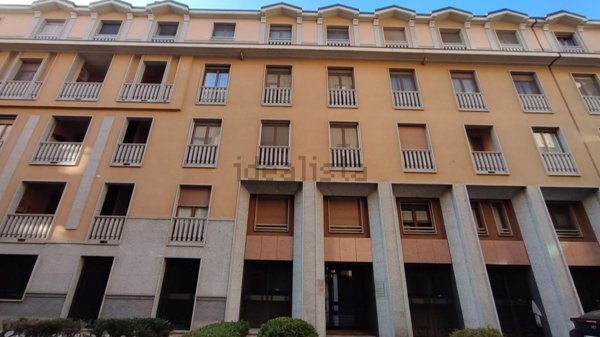 appartamento in affitto a Novara in zona Centro Città