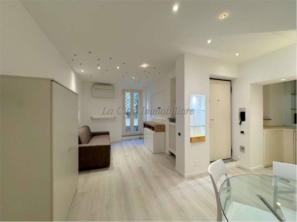 appartamento in affitto a Novara in zona Centro Città