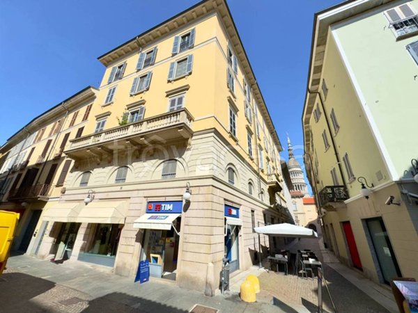 appartamento in affitto a Novara in zona Centro Città