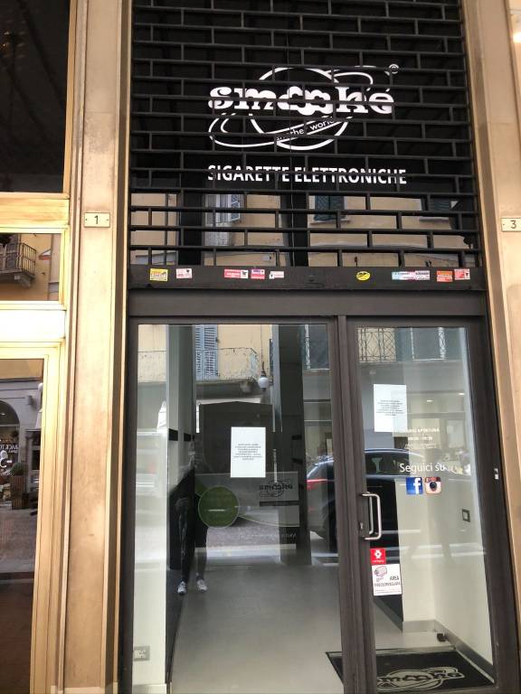 negozio in affitto a Novara in zona Centro Città