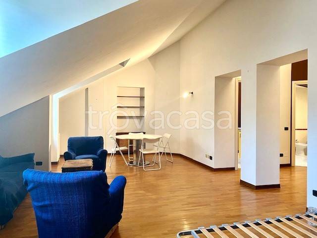 appartamento in affitto a Novara in zona Centro Città