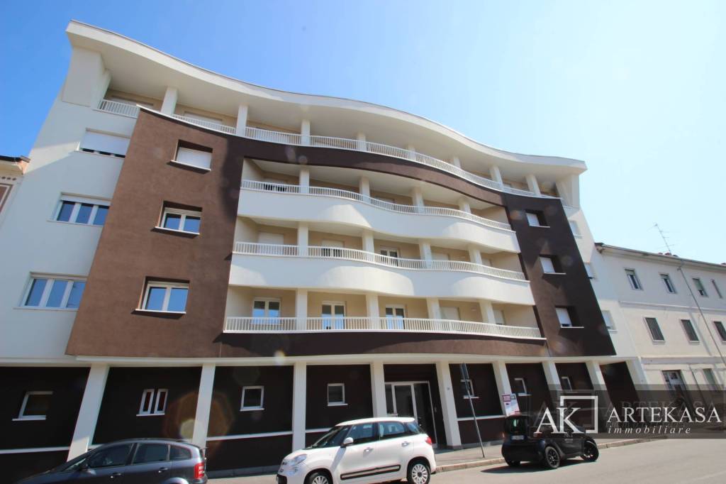 appartamento in affitto a Novara in zona Zona Santa Rita