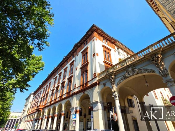 appartamento in affitto a Novara in zona Centro Città