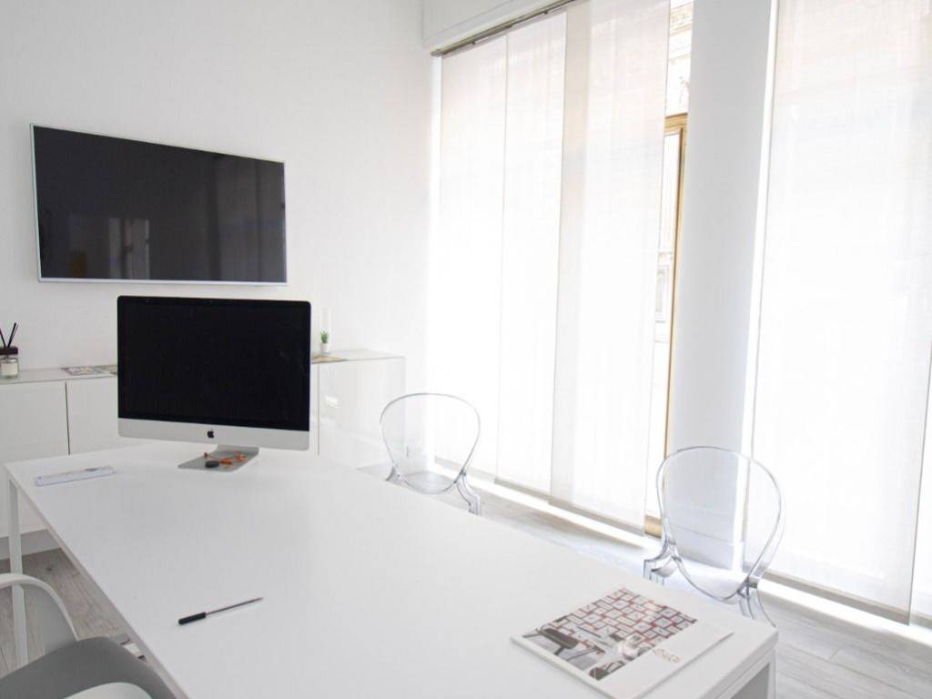 negozio in affitto a Novara in zona Centro Città