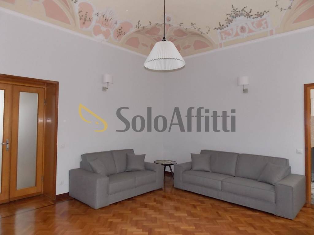 appartamento in affitto a Novara in zona Centro Città