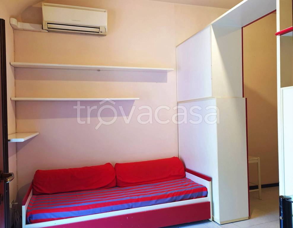 appartamento in affitto a Novara in zona Centro Città